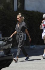 HAILEY and Justin BIEBER Out in Los Angeles 06/08/2019