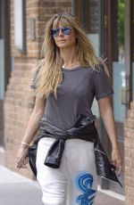 HEIDI KLUM with no Make-up Out for Breakfast in New York 06/03/2019