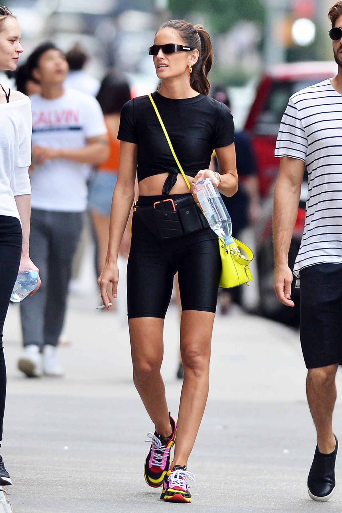 izabel-goulart-and-kevin-trapp-leaves-a-gym-in-new-york-06-17-2019-1.jpg