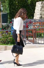 JENNIFER GARNER Arrives at a Church in Brentwood 06/09/2019