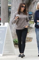 JENNIFER GARNER Out and About in Santa Monica 06/05/2019
