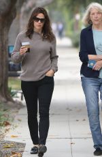 JENNIFER GARNER Out and About in Santa Monica 06/05/2019