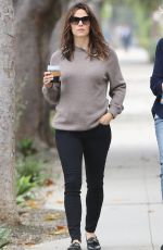 JENNIFER GARNER Out and About in Santa Monica 06/05/2019