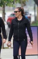 JENNIFER GARNER Out for Coffee in Brentwood 06/01/2019