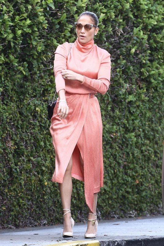 JENNIFER LOPEZ Arrives at a Graduation Ceremony in Miami 06/05/2019