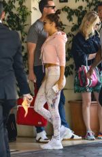 JENNIFER LOPEZ Arrives at a Gym in Los Angeles 06/19/2019