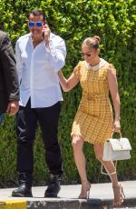 JENNIFER LOPEZ Arrives at Her Children