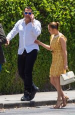 JENNIFER LOPEZ Arrives at Her Children