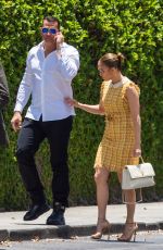JENNIFER LOPEZ Arrives at Her Children