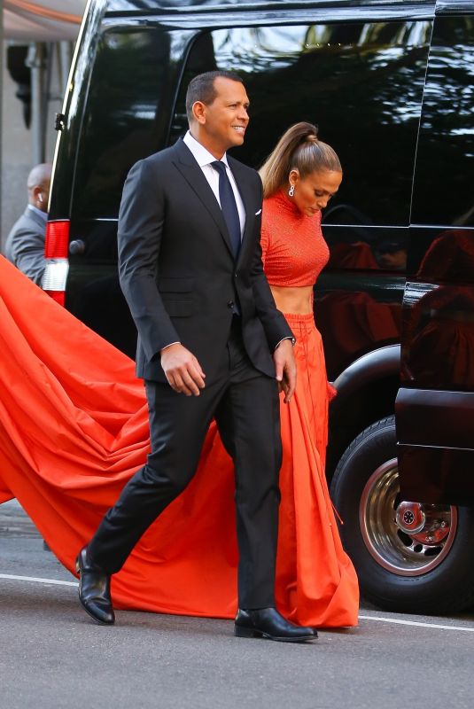 JENNIFER LOPEZ Heading to CFDA Fashion Awards in New York 06/03/2019