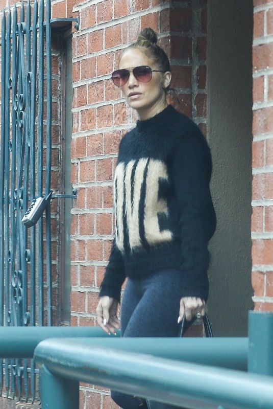 JENNIFER LOPEZ Out and About in Beverly Hills 06/18/2019