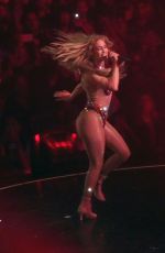 JENNIFER LOPEZ Performs at It