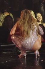 JENNIFER LOPEZ Performs at It