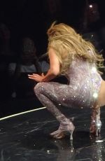 JENNIFER LOPEZ Performs at It