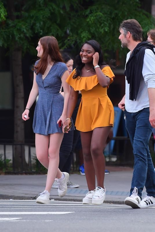 JULIANNE MOORE and Her Daughter LIV FREUNDLICH Out in New York 06/23/2019