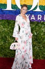 KERRY BUTLER at 2019 Tony Awards in New York 06/09/2019