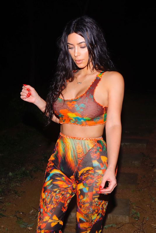 KIM KARDASHIAN Out for Dinner in Costa Rica 06/26/2019