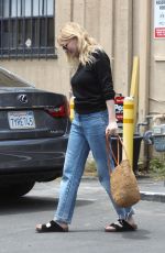 KIRSTEN DUNST Leaves Lakeside Nail Spa in Toluca Lake 06/14/2019