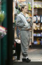 KRISTEN STEWART and STELLA MAXWELL Out Shopping in New York 06/10/2019