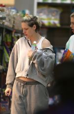 KRISTEN STEWART and STELLA MAXWELL Out Shopping in New York 06/10/2019