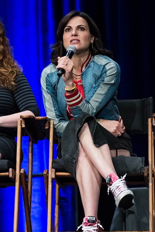LANA PARRILLA at Wizard World Comic-con in Philadelphia 06/15/2019