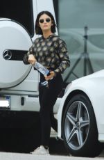 LUCY HALE Feeding Parking Meter in Studio City 06/15/2019