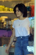 LUCY HALE Shopping at Maxwell Dog in Studio City 06/07/2019