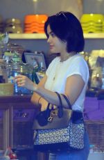 LUCY HALE Shopping at Maxwell Dog in Studio City 06/07/2019