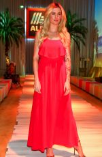 MICHELLE HUNZIKER and IRELAND BALDWIN at New Women