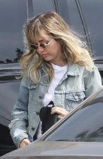 MILEY CYRUS Leaves Pavilions Market in Malibu 06/09/2019