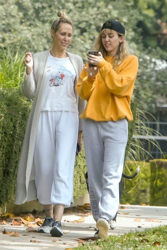 MILEY CYRUS Out with Her Mom in Los Angeles 06/05/2019