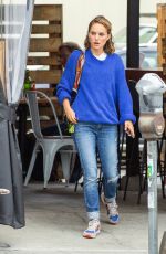 NATALIE PORTMAN Leaves a Local Coffee Shop in Los Feliz 06/25/2019