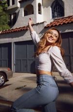 PEYTON ROI LIST at a Photoshoot, February 2019
