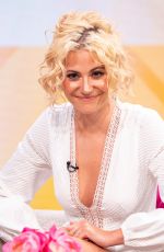 PIXIE LOTT at Lorraine Show in London 06/06/2019