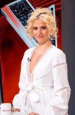 PIXIE LOTT at Lorraine Show in London 06/06/2019