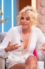 PIXIE LOTT at Lorraine Show in London 06/06/2019