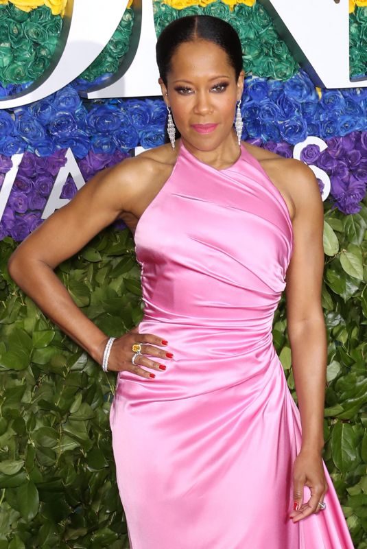 REGINA KING at 2019 Tony Awards in New York 06/90/2019