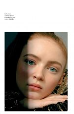 SADIE SINK in L