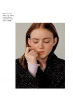 SADIE SINK in L