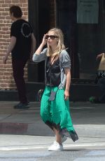 SARAH MICHELLE GELLAR Out Shopping in Los Angeles 06/13/2019