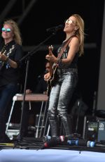 SHERYL CROW Performs at Glastonbury Festival 06/28/2019