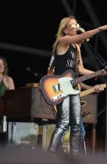 SHERYL CROW Performs at Glastonbury Festival 06/28/2019