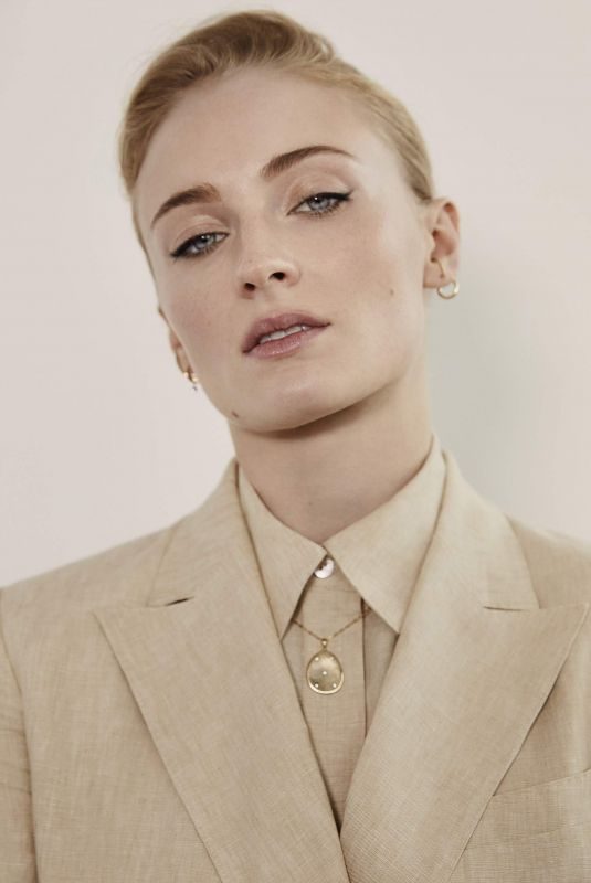 SOPHIE TURNER in Edit by Net-a-porter, May 2019