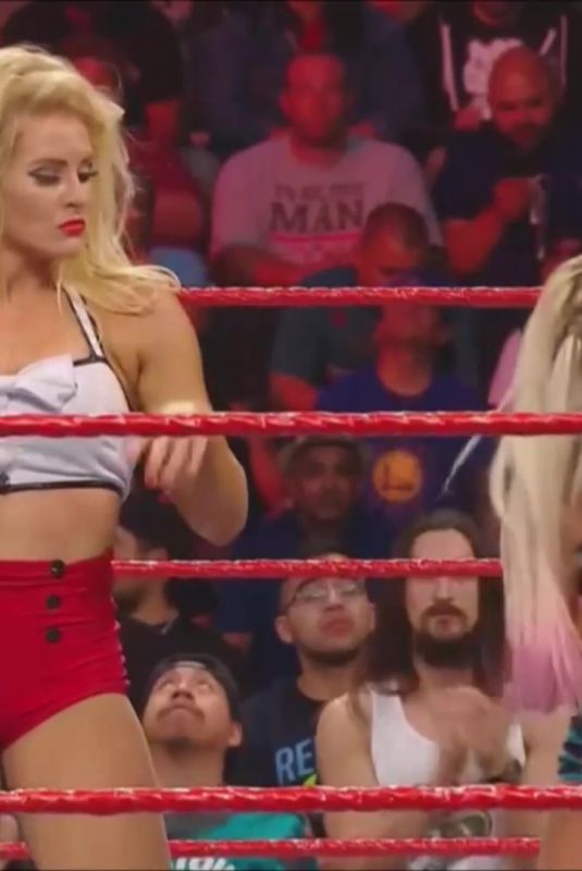 WWE - ALEXA BLISS, BECKY LYNCH, BAYLEY and LACEY EVANS 06/10/2019