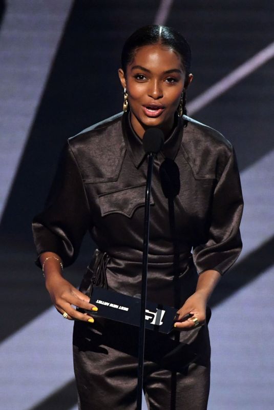 YARA SHAHIDI at 2019 Bet Awards at Microsoft Theater in Los Angeles 06/23/2019