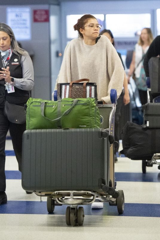 ZENDAYA at JFK Airport in New York 06/22/2019