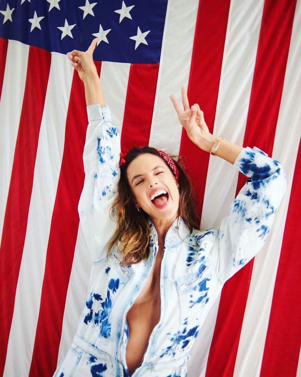 alessandra-ambrosio-independence-day-photoshoot-instagram-pictures-07-04-2019-0.jpg
