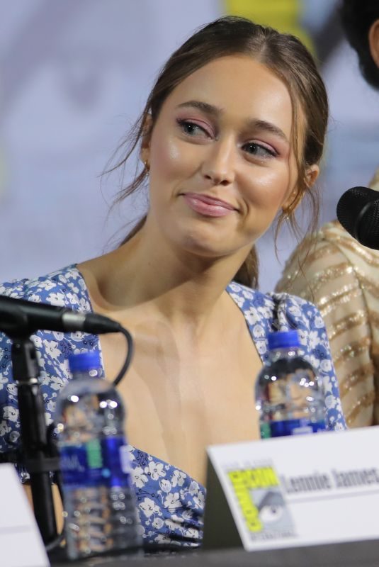 ALYCIA DEBNAM-CAREY at Fear the Walking Dead Panel at San Diego Comic-con 07/19/2019