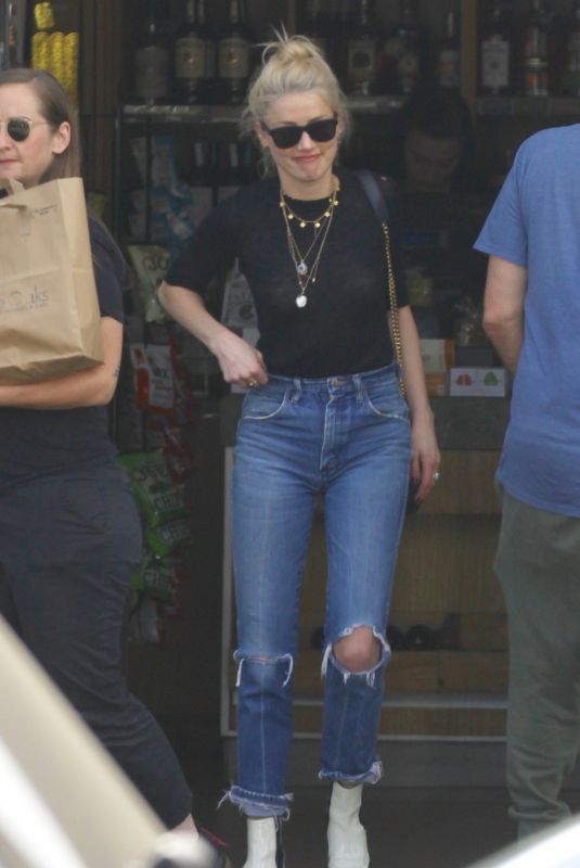 AMBER HEARD Out for Lunch at Oaks Gourmet in Los Feliz 07/07/2019