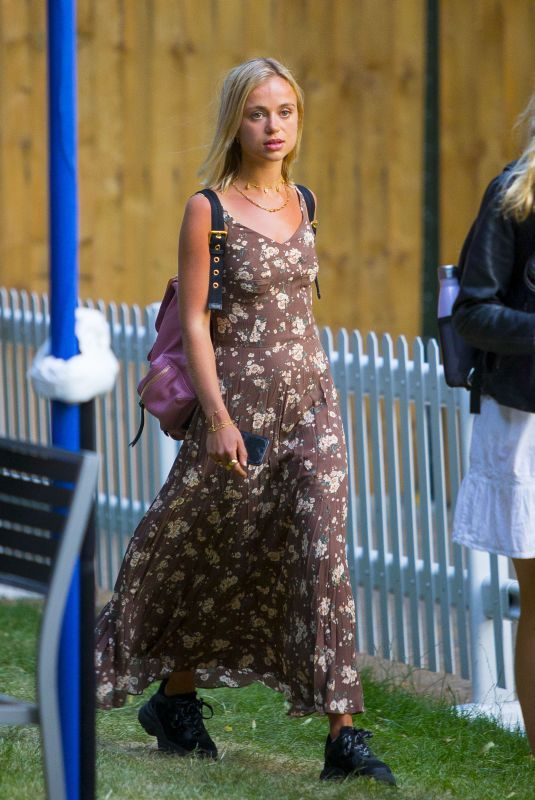 AMELIA WINDSOR at Neil Young and Bob Dylan Show at Hyde Park in London 07/12/2019